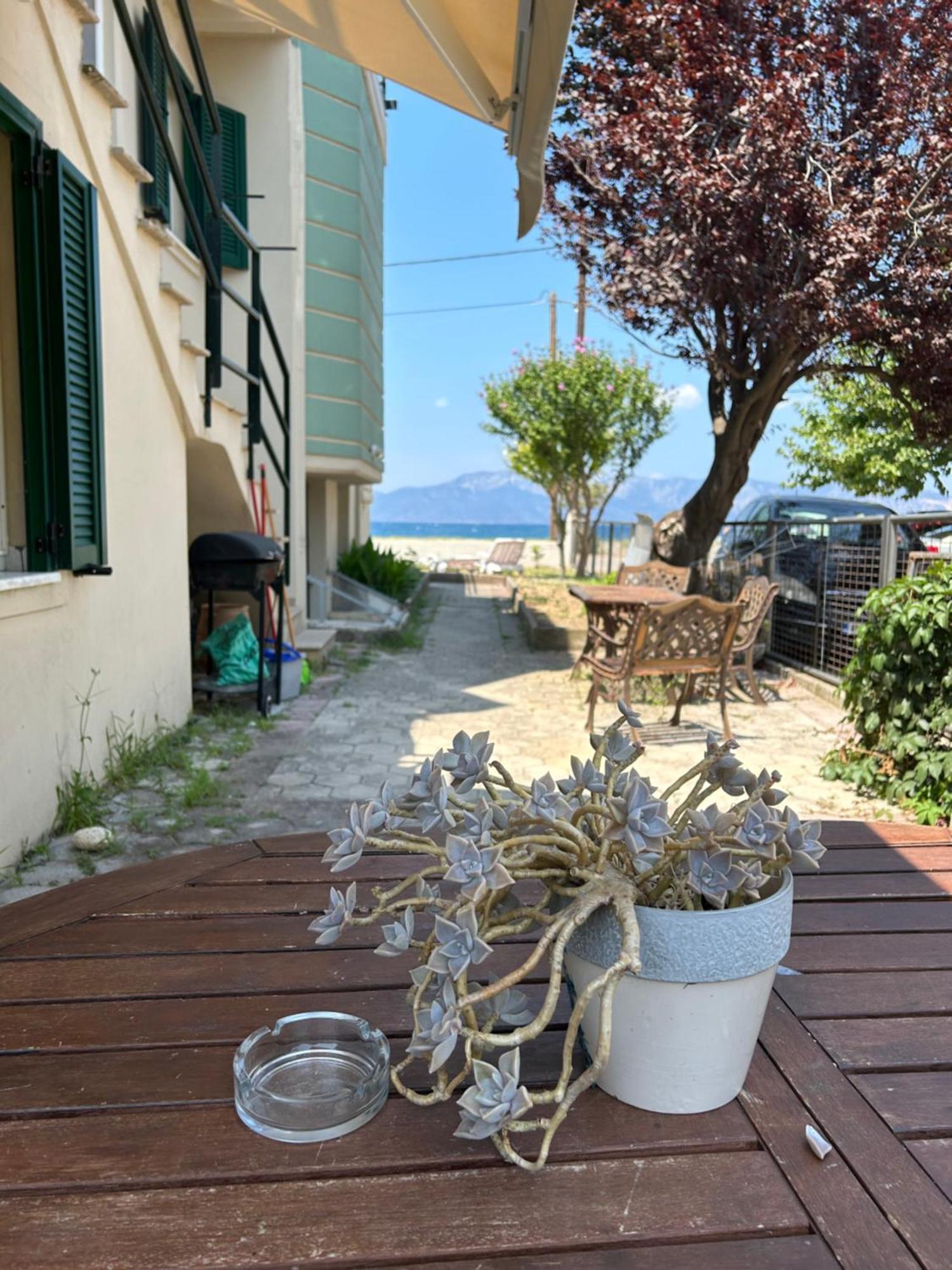 Ferienwohnung Παγώνα, By The Sea Pefki  Exterior foto